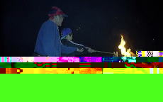 �L�����v�t�@�C���[�_��