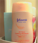 Johnson's body care 24Hour Lasting Moisture