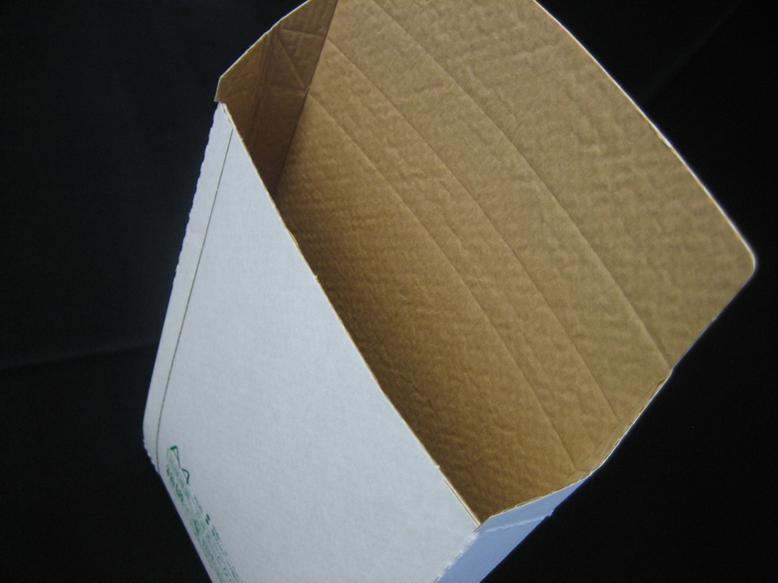 箱袋(紙製クッション封筒)／製品紹介／新興紙工株式会社