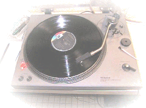 ���R�[�h�𒮂�����